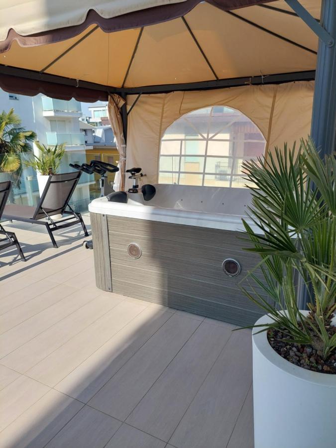 Hotel Rossini 4S Lignano Sabbiadoro Exteriér fotografie