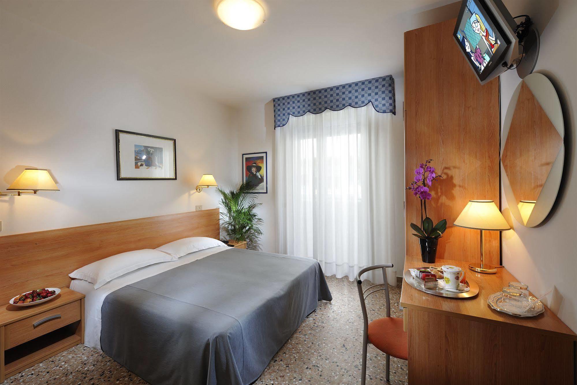 Hotel Rossini 4S Lignano Sabbiadoro Exteriér fotografie